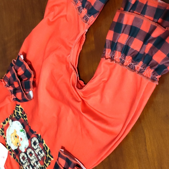 Christmas Santa romper 12-18m nwt clover cottage brand - Picture 3 of 3